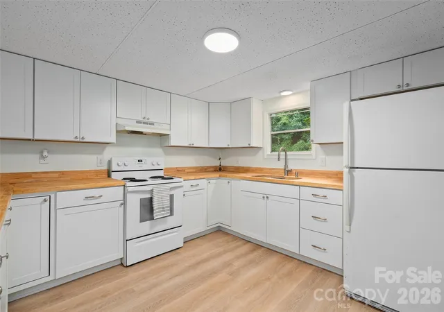 Photo 4 of Single family home for sale at 67 Quartz Ln, Balsam, NC 28707 | MLS# 4427799 | Listing updated on 2026-10-10