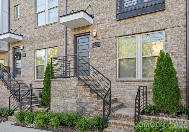 Photo 3 of Townhouse for sale at 12147 Brooklyn Ave, Charlotte, NC 28204 | MLS# 4427809 | Listing updated on 2026-10-26