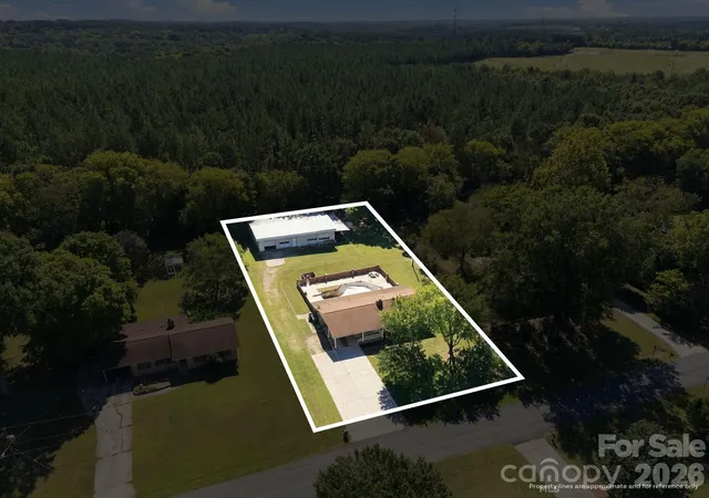 Photo 2 of Single family home for sale at 817 Rubens Rd Sw, Concord, NC 28027 | MLS# 4427825 | Listing updated on 2026-10-01