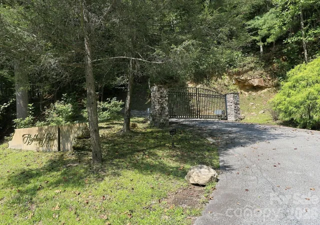 Photo 1 of Land for sale at Lot 6 Highlands Gate Dr, Highlands, NC 28741 | MLS# 4427829 | Listing updated on 2026-10-03