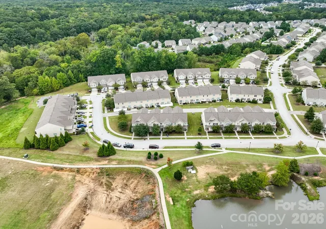 Photo 4 of Townhouse for sale at 859 Pennington Dr, Lancaster, SC 29720 | MLS# 4427835 | Listing updated on 2026-10-05