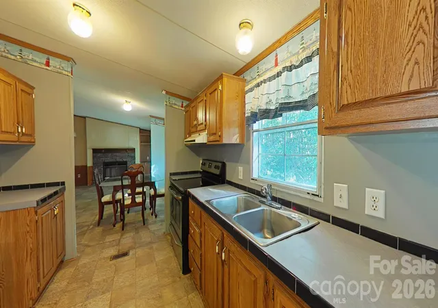 Photo 4 of Single family home for sale at 1700 Windsong Forest Rd, Clover, SC 29710 | MLS# 4427836 | Listing updated on 2026-10-03