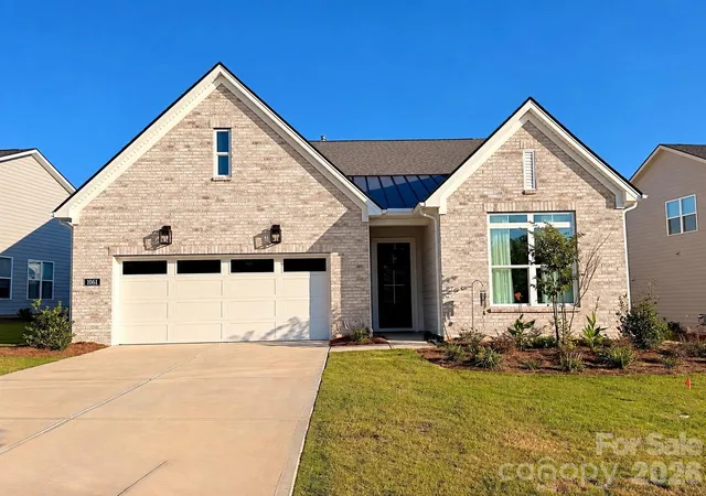 Photo 1 of Single family home for sale at 1061 Pinecone Ave, Fort Mill, SC 29707 | MLS# 4427846 | Listing updated on 2026-09-30