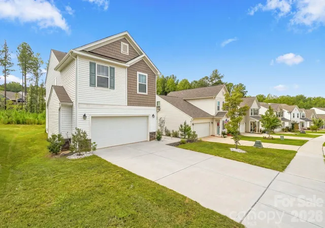 Photo 2 of Single family home for sale at 111 Batten Ridge Dr, Statesville, NC 28677 | MLS# 4427847 | Listing updated on 2026-10-04