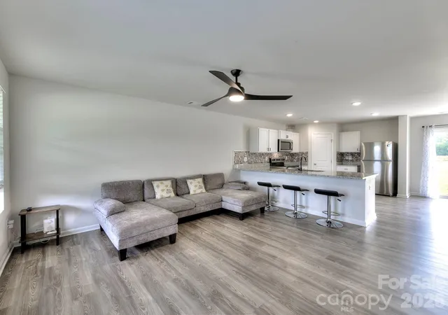 Photo 4 of Sale Pending at 615 Potter Rd, Gaffney, SC 29341 | MLS# 4427856 | Listing updated on 2026-10-01