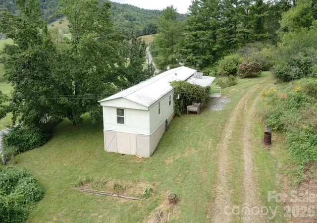 Photo 1 of Single family home for sale at 418 Green Valley Rd, Leicester, NC 28748 | MLS# 4427857 | Listing updated on 2026-10-03