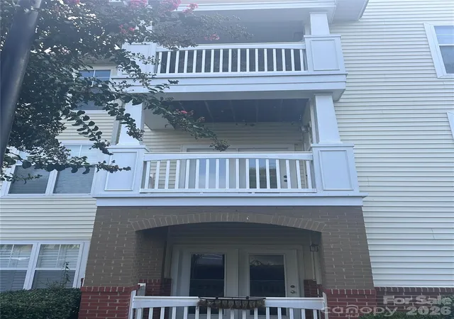 Photo 2 of Condo for sale at 17215 Doe Valley Ct, Cornelius, NC 28031 | MLS# 4427874 | Listing updated on 2026-09-28