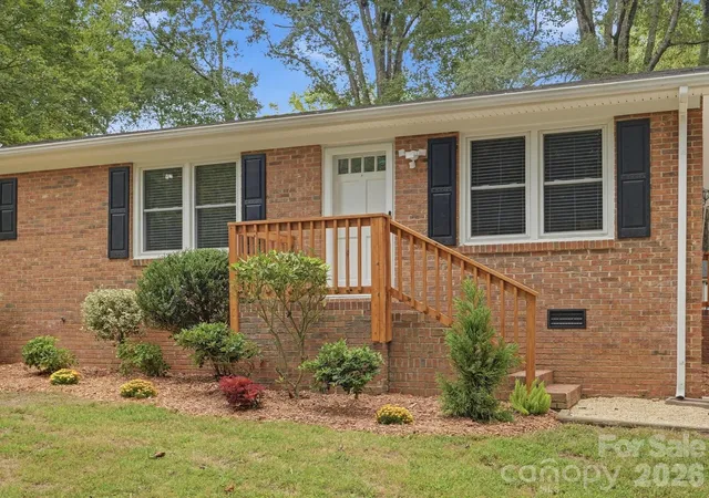 Photo 3 of Single family home for sale at 8903 Richardson King Rd, Waxhaw, NC 28173 | MLS# 4427901 | Listing updated on 2026-09-26