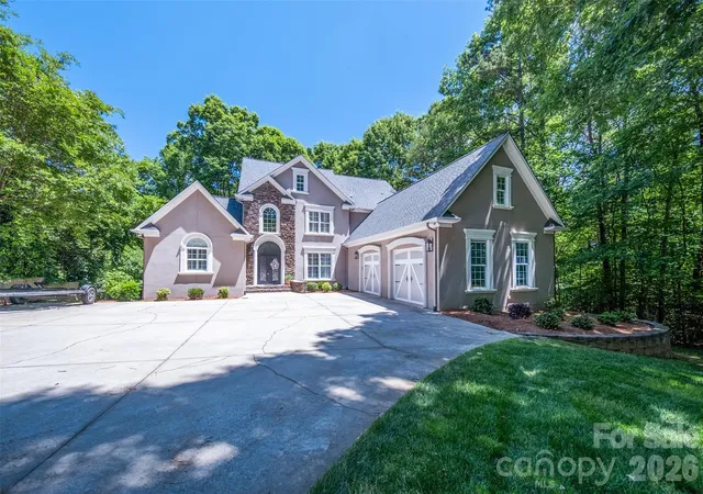 Photo 2 of Single family home for sale at 7754 Long Bay Pkwy, Catawba, NC 28609 | MLS# 4427913 | Listing updated on 2026-09-25