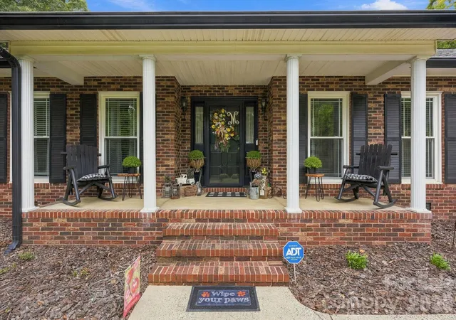 Photo 4 of Single family home for sale at 1734 Bellamy Cir, Albemarle, NC 28001 | MLS# 4427915 | Listing updated on 2026-09-24