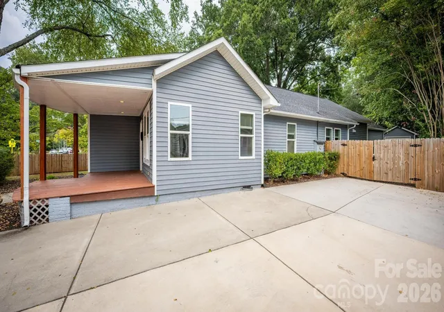 Photo 3 of Single family home for sale at 519 Union St S, Concord, NC 28025 | MLS# 4427922 | Listing updated on 2026-09-26