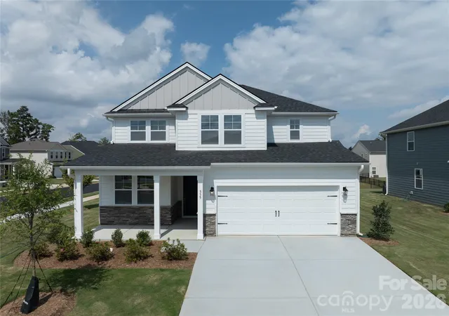 Photo 1 of Single family home for sale at 535 Larragan Dr, Denver, NC 28037 | MLS# 4427925 | Listing updated on 2026-10-01