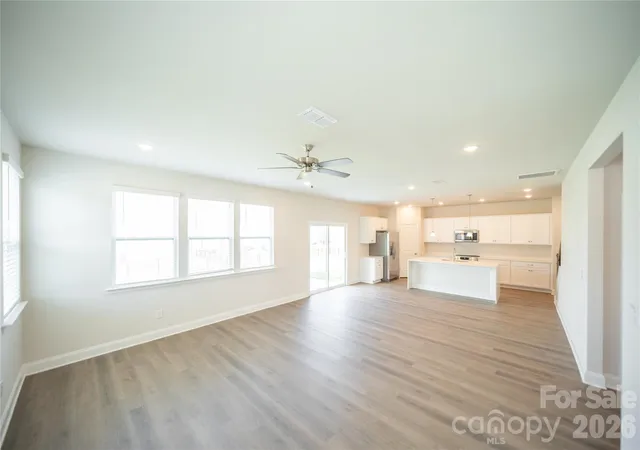 Photo 4 of Single family home for sale at 535 Larragan Dr, Denver, NC 28037 | MLS# 4427925 | Listing updated on 2026-10-01