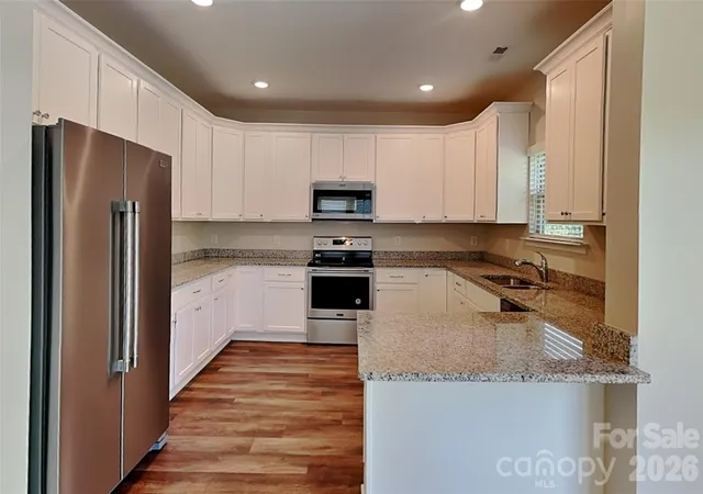 Photo 3 of Single family home for sale at 471 Hager Lake Rd, Mooresville, NC 28115 | MLS# 4427967 | Listing updated on 2026-09-24