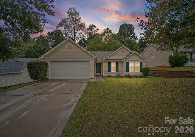 Photo 1 of Single family home for sale at 1405 Spring View Ct, Rock Hill, SC 29732 | MLS# 4427974 | Listing updated on 2026-09-26