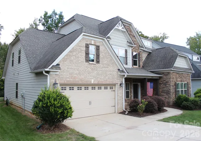 Photo 3 of Single family home for sale at 2950 Donegal Dr, Kannapolis, NC 28081 | MLS# 4427977 | Listing updated on 2026-09-30