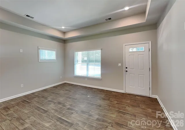 Photo 3 of Single family home for sale at 528 Cabarrus Ave, Mooresville, NC 28115 | MLS# 4427984 | Listing updated on 2026-09-24