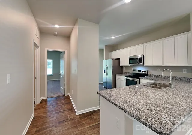 Photo 4 of Single family home for sale at 528 Cabarrus Ave, Mooresville, NC 28115 | MLS# 4427984 | Listing updated on 2026-09-24