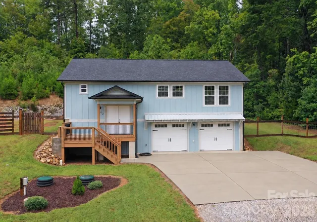 Photo 1 of Single family home for sale at 62 Mountain Springs Dr, Nebo, NC 28761 | MLS# 4428003 | Listing updated on 2026-10-02
