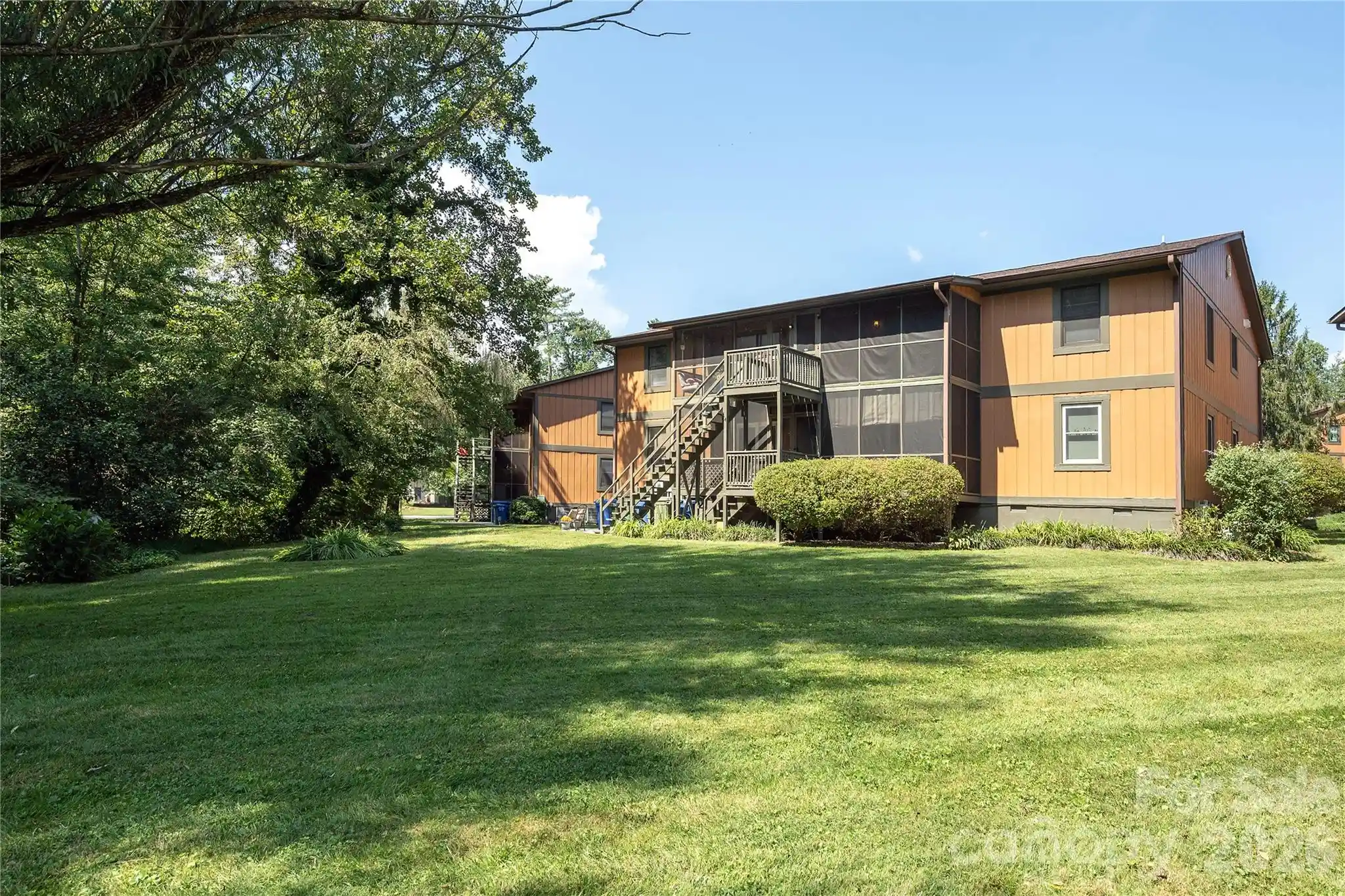 Listing Photo 31 - Condo for sale in 1743 Haywood Manor Rd located at 1743 Haywood Manor Rd, Hendersonville, NC 28791 - Unit 1743 Haywood Manor Rd