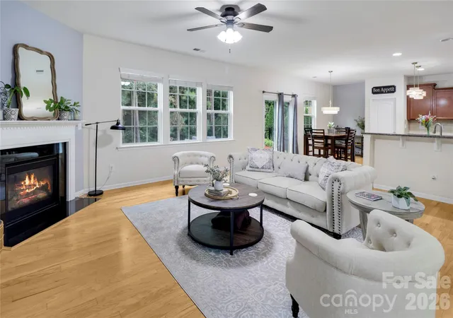 Photo 2 of Single family home for sale at 6961 Liverpool Ct, Fort Mill, SC 29707 | MLS# 4428009 | Listing updated on 2026-10-05