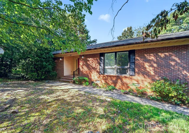 Photo 1 of Single family home for sale at 8281 Fairfield Forest Rd, Denver, NC 28037 | MLS# 4428018 | Listing updated on 2026-10-01