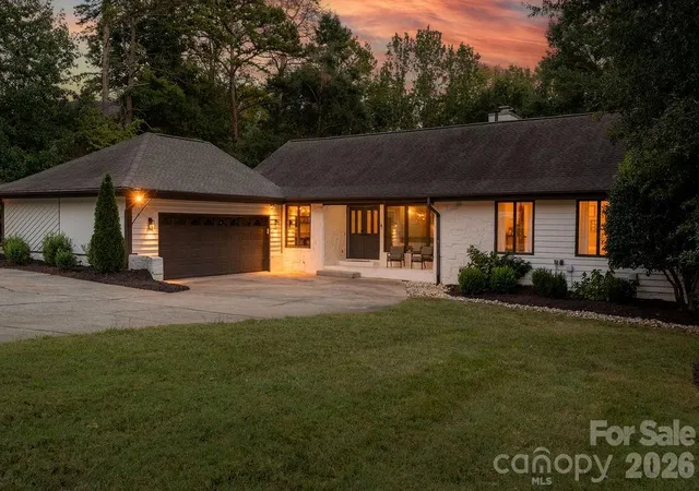 Photo 1 of Sale Pending at 3525 Windbluff Dr, Charlotte, NC 28277 | MLS# 4428020 | Listing updated on 2026-10-12