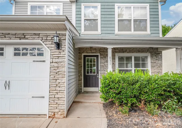 Photo 3 of Single family home for sale at 831 Sinclair Dr, Monroe, NC 28112 | MLS# 4428048 | Listing updated on 2026-10-07