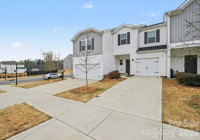 Photo 1 of Townhouse for sale at 2207 Belterra Dr, Charlotte, NC 28216 | MLS# 4428052 | Listing updated on 2026-09-24