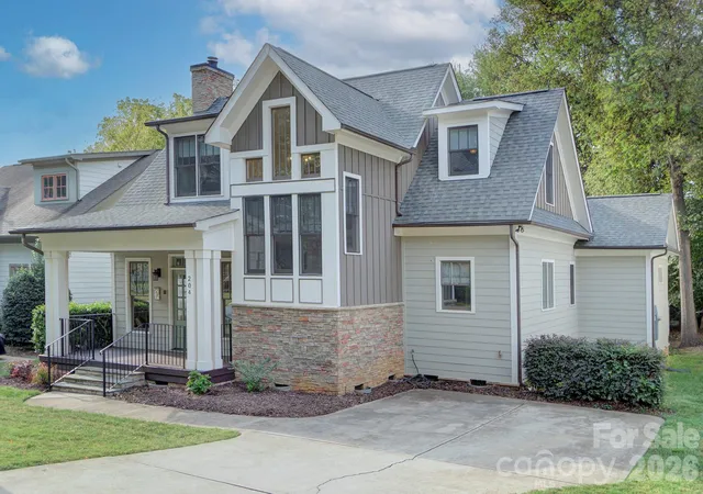 Photo 4 of Single family home for sale at 204 Martin St, Charlotte, NC 28216 | MLS# 4428060 | Listing updated on 2026-09-24