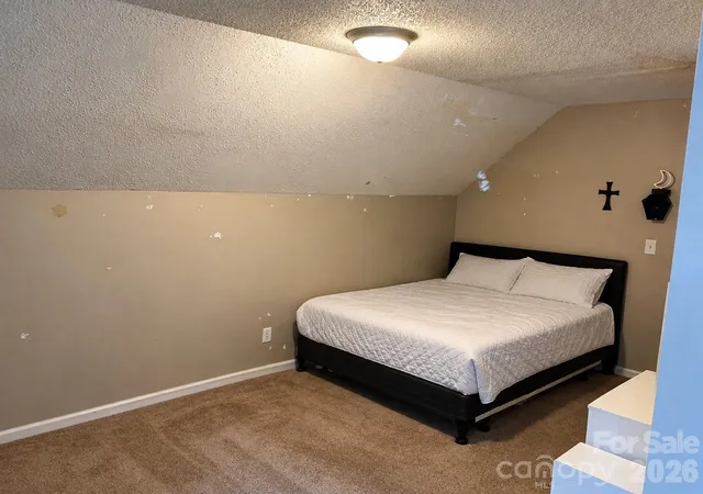 Photo 3 of Single family home for sale at 3513 Joel Turner Dr, Charlotte, NC 28216 | MLS# 4428071 | Listing updated on 2026-10-05