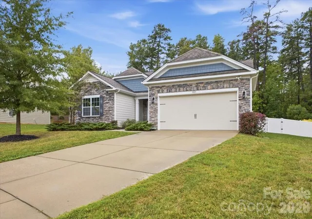 Photo 3 of Single family home for sale at 1221 Acosta Ct, Clover, SC 29710 | MLS# 4428082 | Listing updated on 2026-09-26