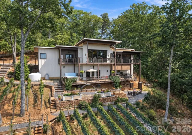 Single family home for sale at 1133 Altamont Rd, Greenville, SC 29609 | MLS# 4428083