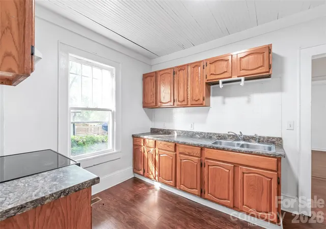 Photo 4 of Single family home for sale at 1015 Elm St, Monroe, NC 28112 | MLS# 4428093 | Listing updated on 2026-10-02