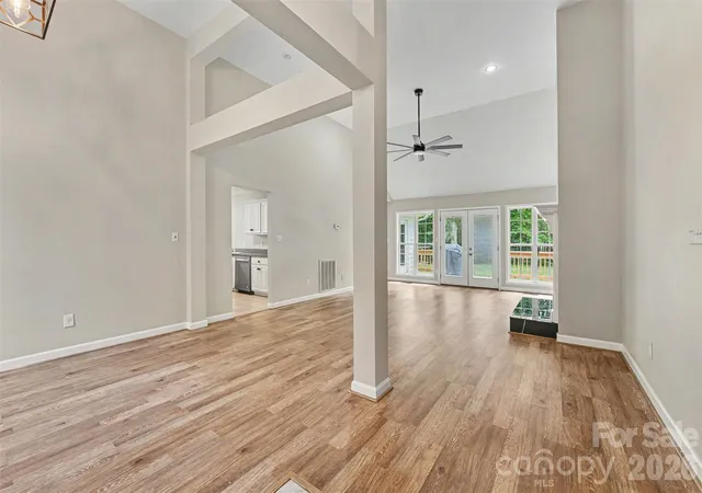 Photo 4 of Single family home for sale at 119 Stumpy Crk Rd, Mooresville, NC 28117 | MLS# 4428106 | Listing updated on 2026-09-25