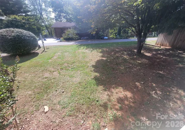 Photo 4 of Single family home for sale at 265 Midland Dr, Waynesville, NC 28785 | MLS# 4428113 | Listing updated on 2026-10-07