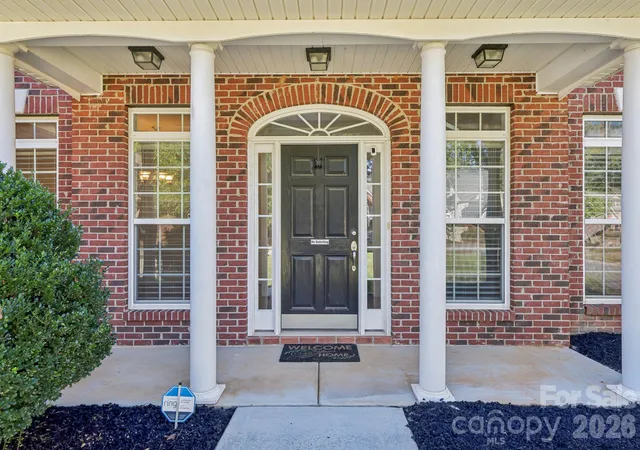 Photo 2 of Single family home for sale at 8645 Ridgeline Ln, Charlotte, NC 28269 | MLS# 4428118 | Listing updated on 2026-10-24