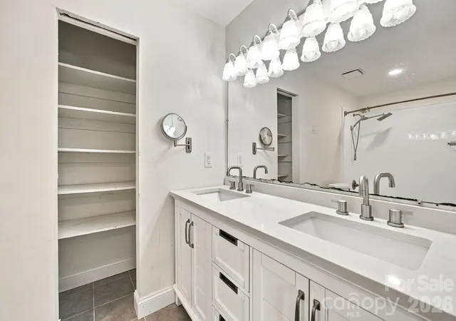 Photo 2 of Condo for sale at 11023 Hunter Trl Ln, Charlotte, NC 28226 | MLS# 4428129 | Listing updated on 2026-09-26