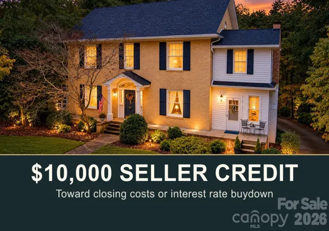 Photo 1 of Single family home for sale at 527 N Main St, Rutherfordton, NC 28139 | MLS# 4428133 | Listing updated on 2026-10-05