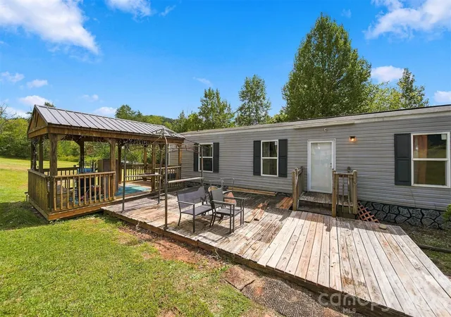 Photo 2 of Single family home for sale at 5146 Somers Rd, Hamptonville, NC 27020 | MLS# 4428135 | Listing updated on 2026-10-07
