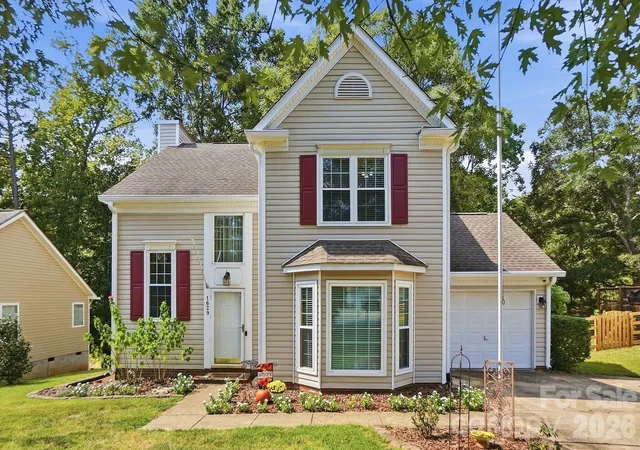 Single family home for sale at 1629 Sugar Holw Dr, Charlotte, NC 28214 | MLS# 4428143