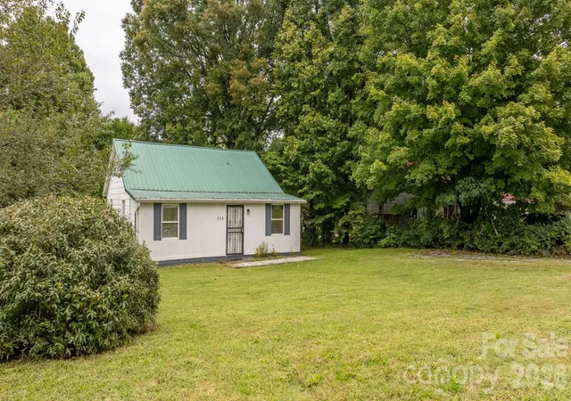 Photo 4 of Sale Pending at 153 Autumn Ln, Spindale, NC 28160 | MLS# 4428145 | Listing updated on 2026-09-29
