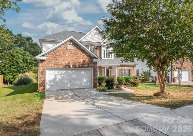 Photo 3 of Single family home for sale at 2008 Trace Crk Dr, Waxhaw, NC 28173 | MLS# 4428166 | Listing updated on 2026-10-03