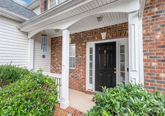 Photo 4 of Single family home for sale at 2008 Trace Crk Dr, Waxhaw, NC 28173 | MLS# 4428166 | Listing updated on 2026-10-03