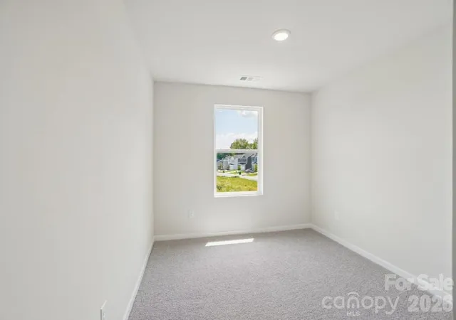 Photo 4 of Townhouse for sale at 6066 Tavener Dr, Spartanburg, SC 29307 | MLS# 4428197 | Listing updated on 2026-09-25