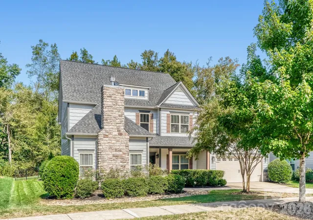 Photo 3 of Single family home for sale at 2944 Donegal Dr, Kannapolis, NC 28081 | MLS# 4428198 | Listing updated on 2026-10-01