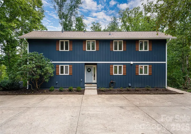 Photo 1 of Single family home for sale at 93 White Pine Dr, Fletcher, NC 28732 | MLS# 4428207 | Listing updated on 2026-10-03