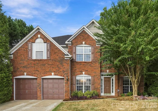 Photo 1 of Single family home for sale at 1909 Oroville Ct, Charlotte, NC 28214 | MLS# 4428211 | Listing updated on 2026-10-09