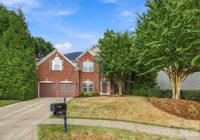Photo 3 of Single family home for sale at 1909 Oroville Ct, Charlotte, NC 28214 | MLS# 4428211 | Listing updated on 2026-10-09