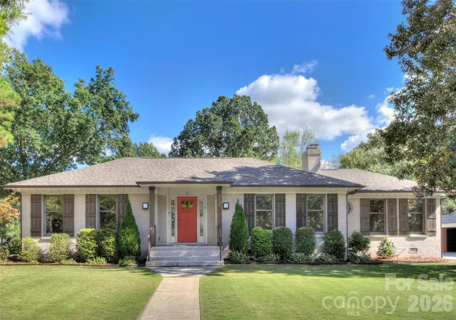 Single family home for sale at 1230 Redcoat Dr, Charlotte, NC 28211 | MLS# 4428216